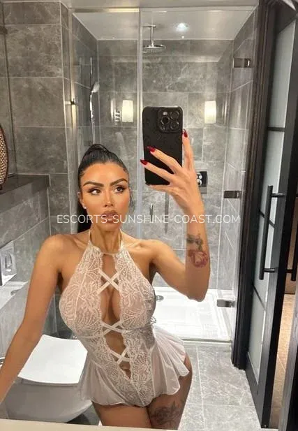 Escorts Sunshine Coast Kelly — 3
