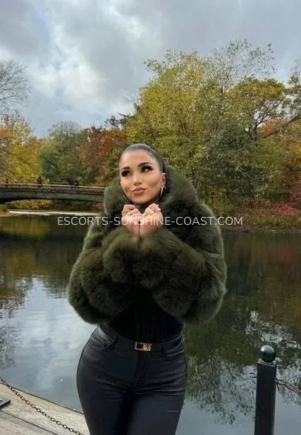 Escorts Sunshine Coast Monica — 5