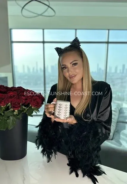 Escorts Sunshine Coast Helen — 4