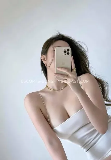 Escorts Sunshine Coast Crystal — 3