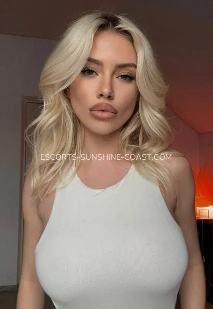 Escorts Sunshine Coast Almudena — 5