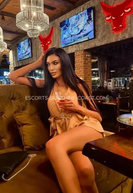 Escorts Sunshine Coast Cheyenne — 2
