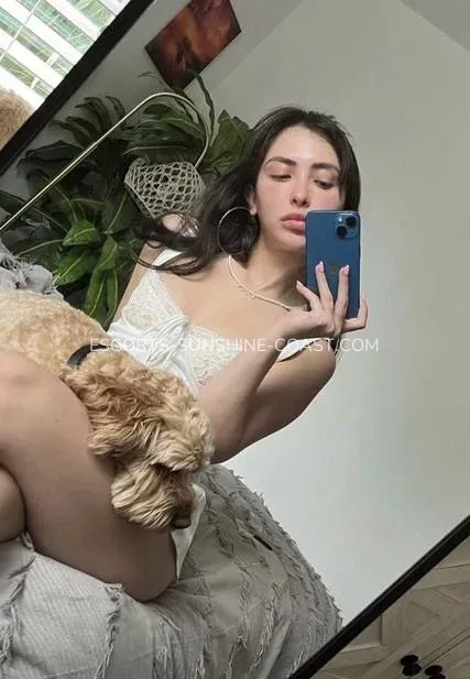 Escorts Sunshine Coast Riley — 3