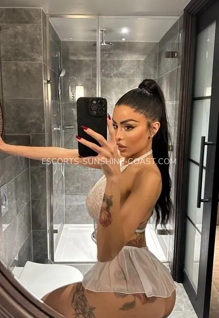 Escorts Sunshine Coast Kelly — 2
