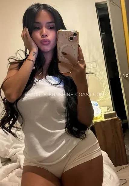 Escorts Sunshine Coast Nadia — 1