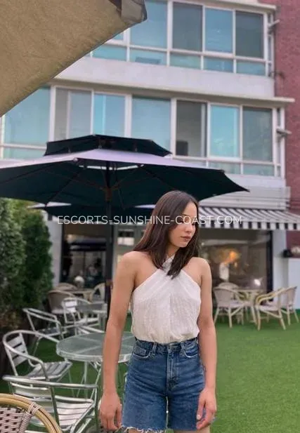 Escorts Sunshine Coast Julia — 3