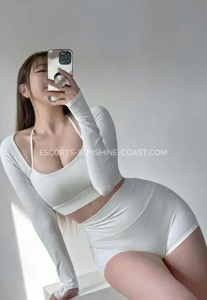 Escorts Sunshine Coast Daisy — 6