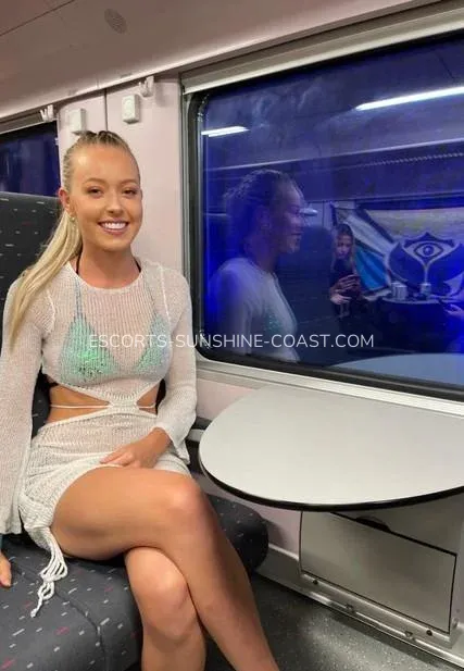 Escorts Sunshine Coast Almudena — 3