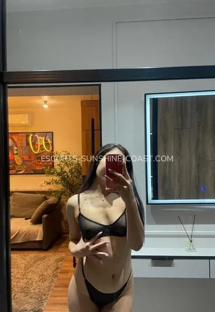 Escorts Sunshine Coast Sophie — 1