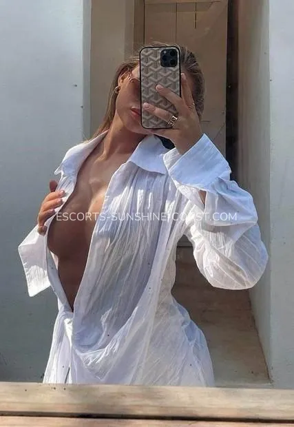 Escorts Sunshine Coast naomi