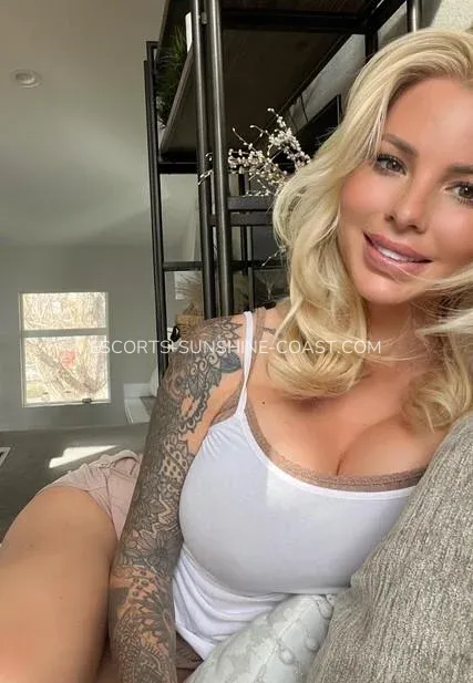 Escorts Sunshine Coast Destiny — 3