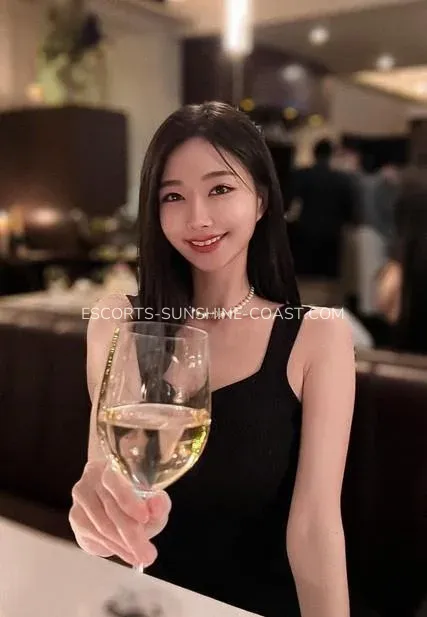 Escorts Sunshine Coast Ellen — 1