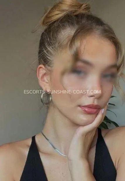Escorts Sunshine Coast Caroline — 2
