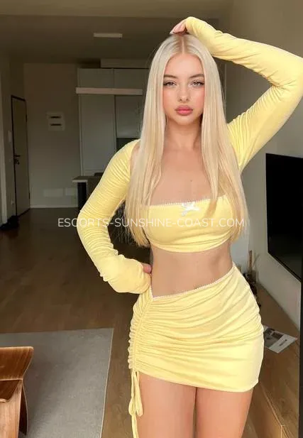 Escorts Sunshine Coast Paris — 5