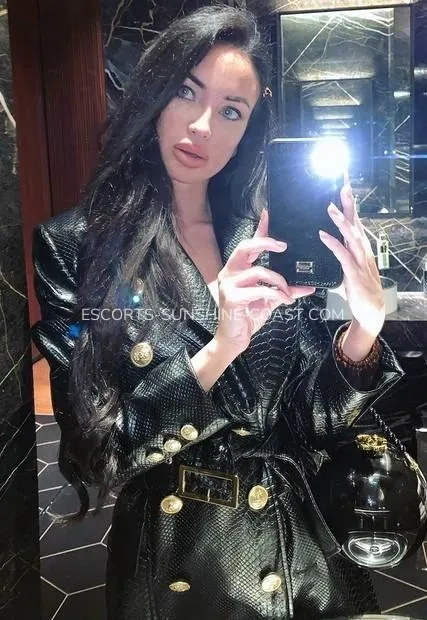 Escorts Sunshine Coast Karin — 2