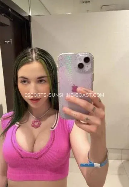 Escorts Sunshine Coast Caitlin — 3