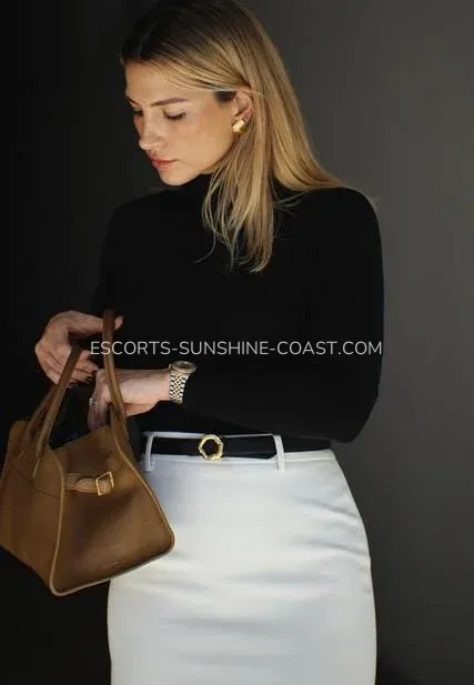 Escorts Sunshine Coast Adriana — 3