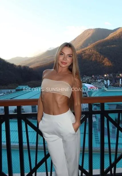 Escorts Sunshine Coast Julia — 1