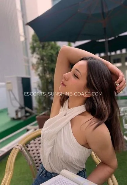 Escorts Sunshine Coast Julia — 2