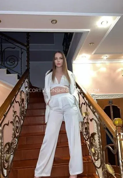 Escorts Sunshine Coast Angela — 4