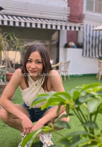 Escorts Sunshine Coast Julia — 4