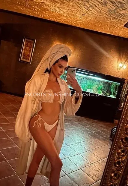 Escorts Sunshine Coast Cheyenne — 9